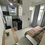 Acolhedor Apartamento Na Quadra Da Praia