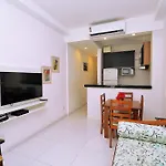 Quarto E Sala Cercado De Natureza P/ 5 Pessoas
