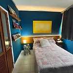 Estudio Azul Da Cor Do Mar