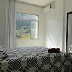 Arcanjo Aluga Apartamento Inteiro Em Copacabana