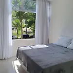 Moderno Apto Edificio Frente Praia Da Barra Wi-Fi