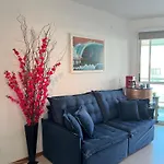 Entre você e o mar só a areia!