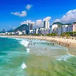 Espacoso Apartamento 2 Quartos Em Copacabana A 500M Da Praia E Metro