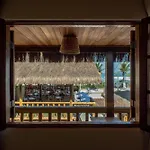 Longboard Paradise Suites