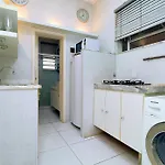 Studio Na Avenida Atlantica De Frente Para A Praia