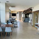 Flat Com Piscina, Varanda, Vista Mar E Cristo