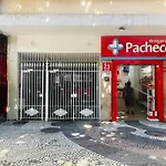Maravilhoso Quarto E Sala Ate 4 Pessoas No Leblon Na Av Ataulfo De Paiva