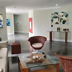 Apartamento Em Frente A Praia, Com Vista Mar E Ao Lado Do Wndsor