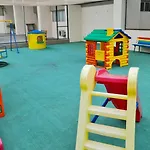 Apartamento Em Frente A Praia, Com Vista Mar E Ao Lado Do Wndsor