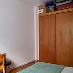 Quarto Simpatico Em Botafogo Prox Ao Metro