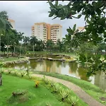 Ap De 2 Quartos Em Condominio Com Piscina