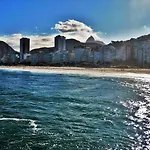 Amelie Poulin Apartamento Beach