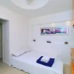 Quarto&Sala A 150M Da Praia | U052