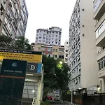 Excelente Apartamento Em Copacabana, Muito Bem Localizado!