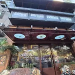 1 Quarto C Vista Livre E Banheiro Privativo E Perto Das Praias Ipanema Leblon Arpoador Copacabana E Do Cristo Redentor Do Bondinho Pao Acucar Etc Chegando Mais Cedo Que O Check-In Do Meio-Dia, Deixe Suas Malas, Idem No Check-Out Das 10H Manha