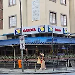 1 Quarto C Vista Livre E Banheiro Privativo E Perto Das Praias Ipanema Leblon Arpoador Copacabana E Do Cristo Redentor Do Bondinho Pao Acucar Etc Chegando Mais Cedo Que O Check-In Do Meio-Dia, Deixe Suas Malas, Idem No Check-Out Das 10H Manha