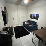 Quarto Em Copacabana Proximo Ao Metro E Praia