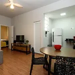 Apartamento Decorado A 200M Da Praia | Nsc 782/407