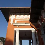 Casa Laranja