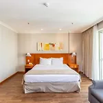 Barra Premium - Flat Com Servicos, Recepcao 24 Horas, Piscina, Academia E Balsa Para Praia!