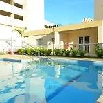 Condominio America