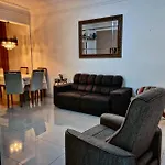 Apartamento Em Copacabana A 100 Metros Da Praia
