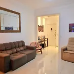 Apartamento Em Copacabana A 100 Metros Da Praia