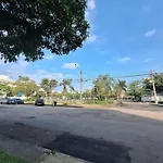 Quarto Em Apto Confortavel 10 Min Da Praia Do Recreio Rj
