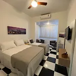 Apartamento Em Copacabana 1 Quarto Com Vista Mar Pertinho Da Praia