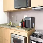 Hr.113 - Apartamento Recentemente Reformado Com 2 Dormitorios Para Alugar No Posto 10 De Ipanema