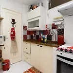 Omar do Rio, Quadra da Praia de Ipanema com Garagem a 08 minutos do metrô, Smart TV&Internet 240mbps, PM 206
