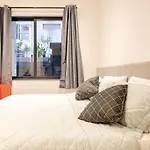 Loft Encantador Moderno Com Varanda Em Copacabana