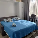 Apartamento Na Quadra Da Praia
