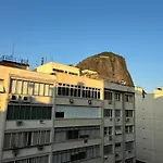 Cosy Apartment In The Heart Of Copacabana