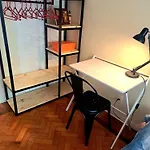 Quarto Com Anfitria Em Copa