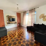 Apartamento Espacoso E Bem Localizado Em Copanema