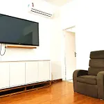 Amplo Apartamento No Posto 4