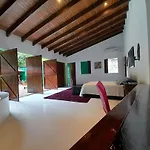Casa 6 Quartos Piscina E Sauna