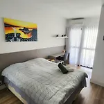 Suite Ao Lado Da Praia-Apto Compartilhado