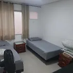 Apartamento A 5 Minutos Da Praia, Recreio Dos Bandeirantes, Rio De Janeiro - Com Vaga De Garagem