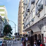 Studio Completo Na Praia De Copacabana Com Ar, Wifi, Netflix, Ate 4 Pessoas, Fundos Claro E Silencioso, Pauloangerami Pj135