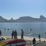 Amplo Apartamento Em Frente A Praia De Copacabana
