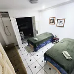 Apto Copacabana, 3 Quartos, 1 Quadra Da Praia, Posto 5