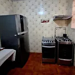 Quarto Tranquilo E Familiar No Leblon - Quiet Family Room In Leblon