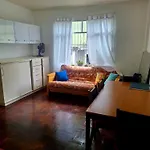 Quarto Tranquilo E Familiar No Leblon - Quiet Family Room In Leblon