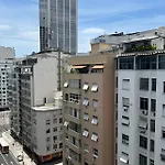 Apartamento Em Copacabana A 100 Metros Da Praia