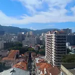 Casa Compartilhada Com 2 Quartos Privativos E Vista Para O Cristo - Acesso Por Escadas