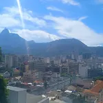 Casa Compartilhada Com 2 Quartos Privativos E Vista Para O Cristo - Acesso Por Escadas