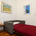 BestHostRio - Tranquilo, na quadra da praia e perto de tudo
