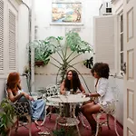 Chez Zany Boutique Hostel - Santa Teresa